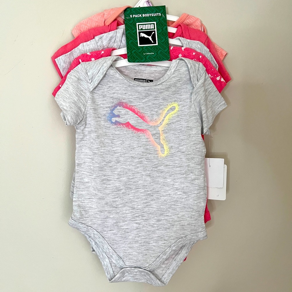 💞 NWT- PUMA Baby Girl 5 pc bodysuits